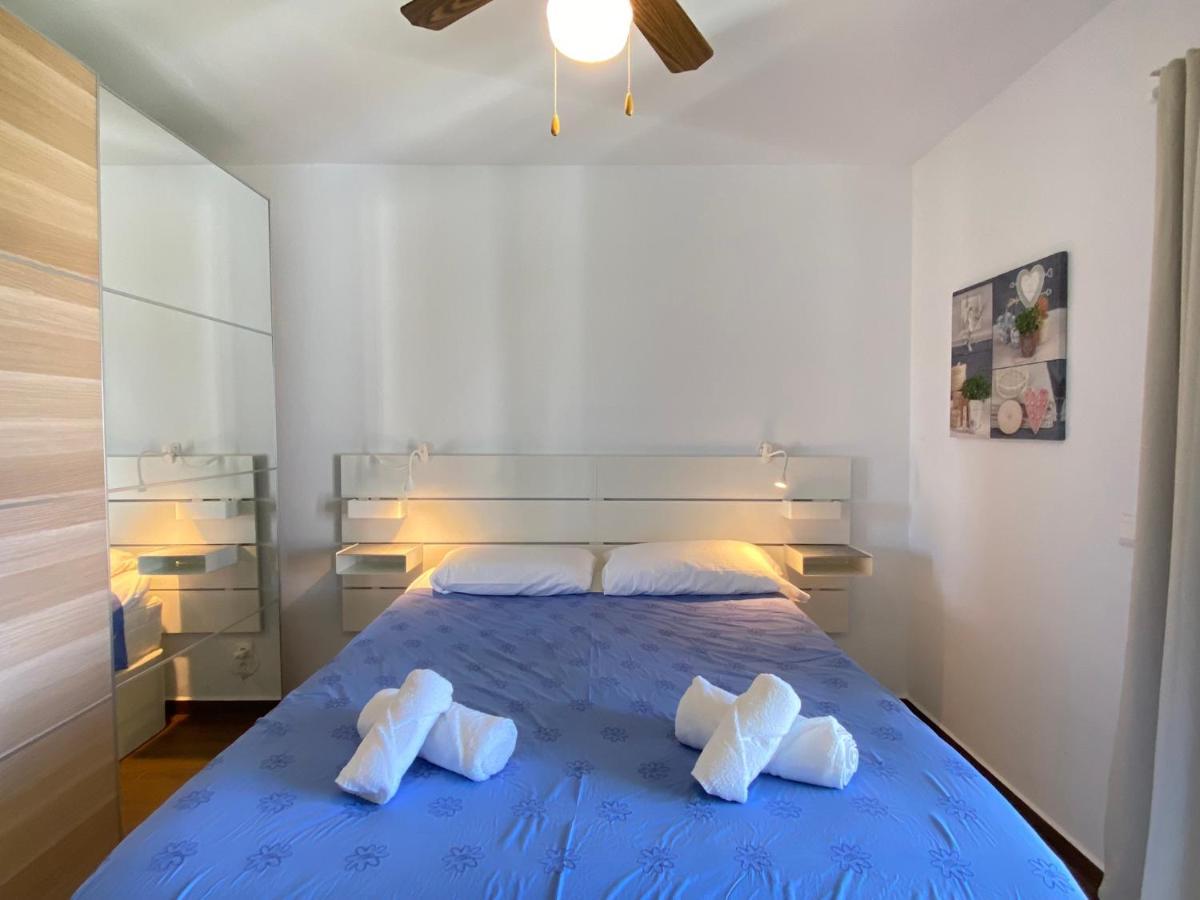 Villa Casa La Vida Casasol Нерха Екстериор снимка
